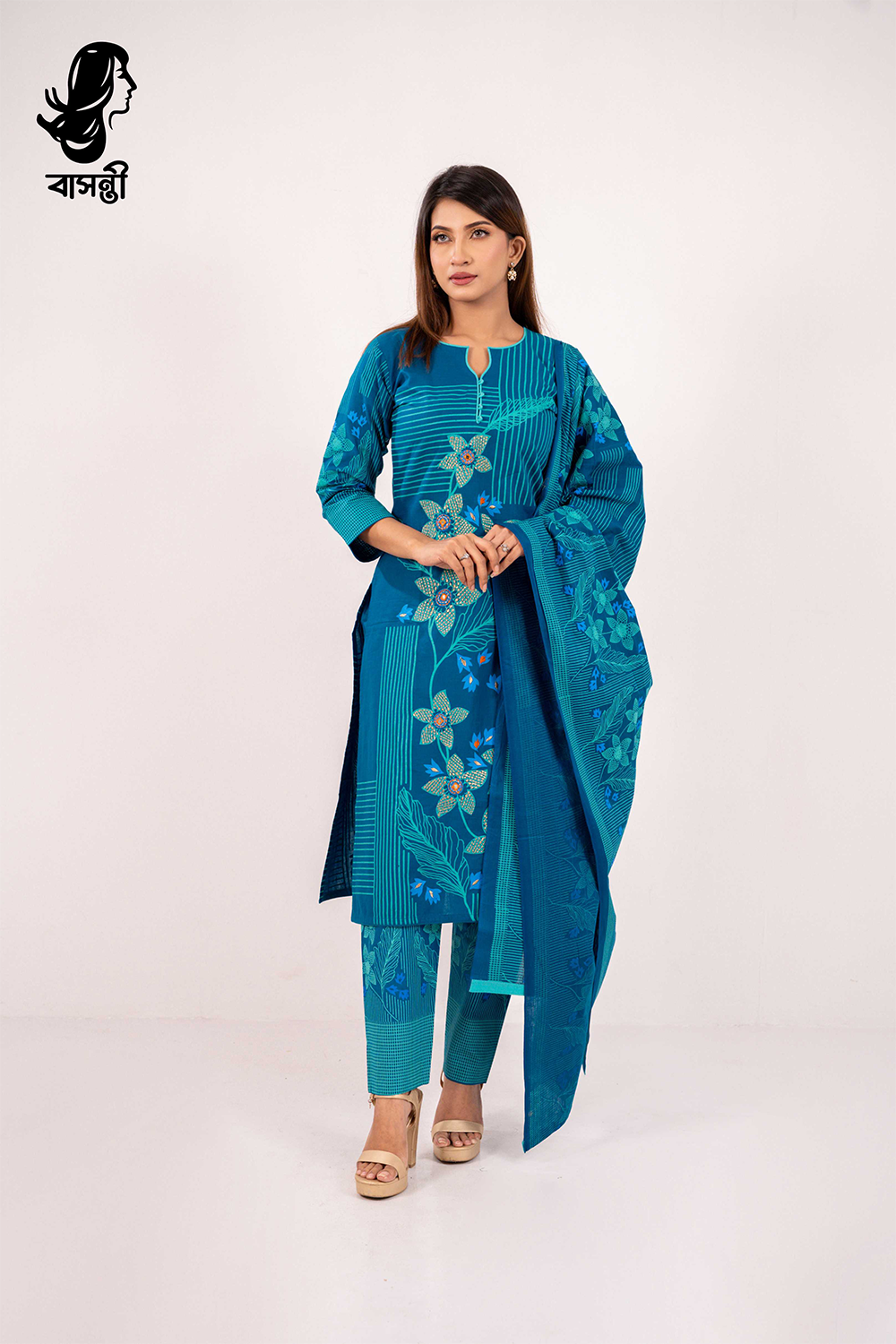 1 থ্রি-পিস - Image 1